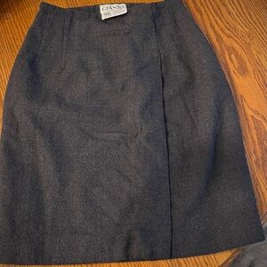Vintage 100% Pure Wool Gianni Sport Dark Gray Pencil Skirt
